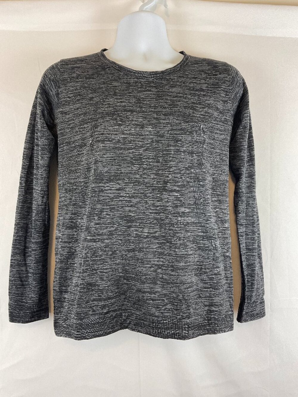 Lululemon Long Sleeve Top Black Gray Space Dye